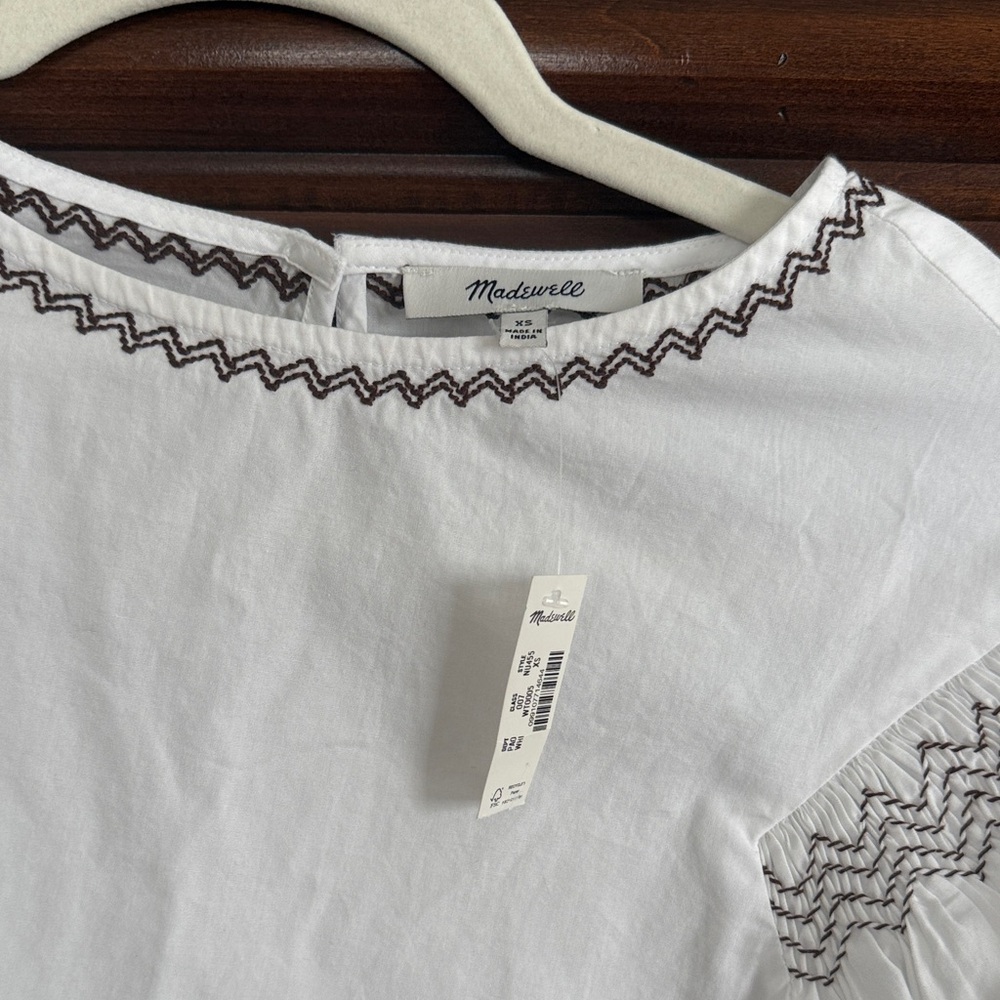 Madewell White Top with Black Stitching - Picture 2 of 4